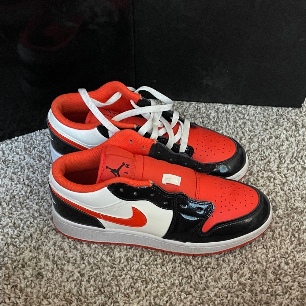 Low Air Jordan Youth Size 6.5